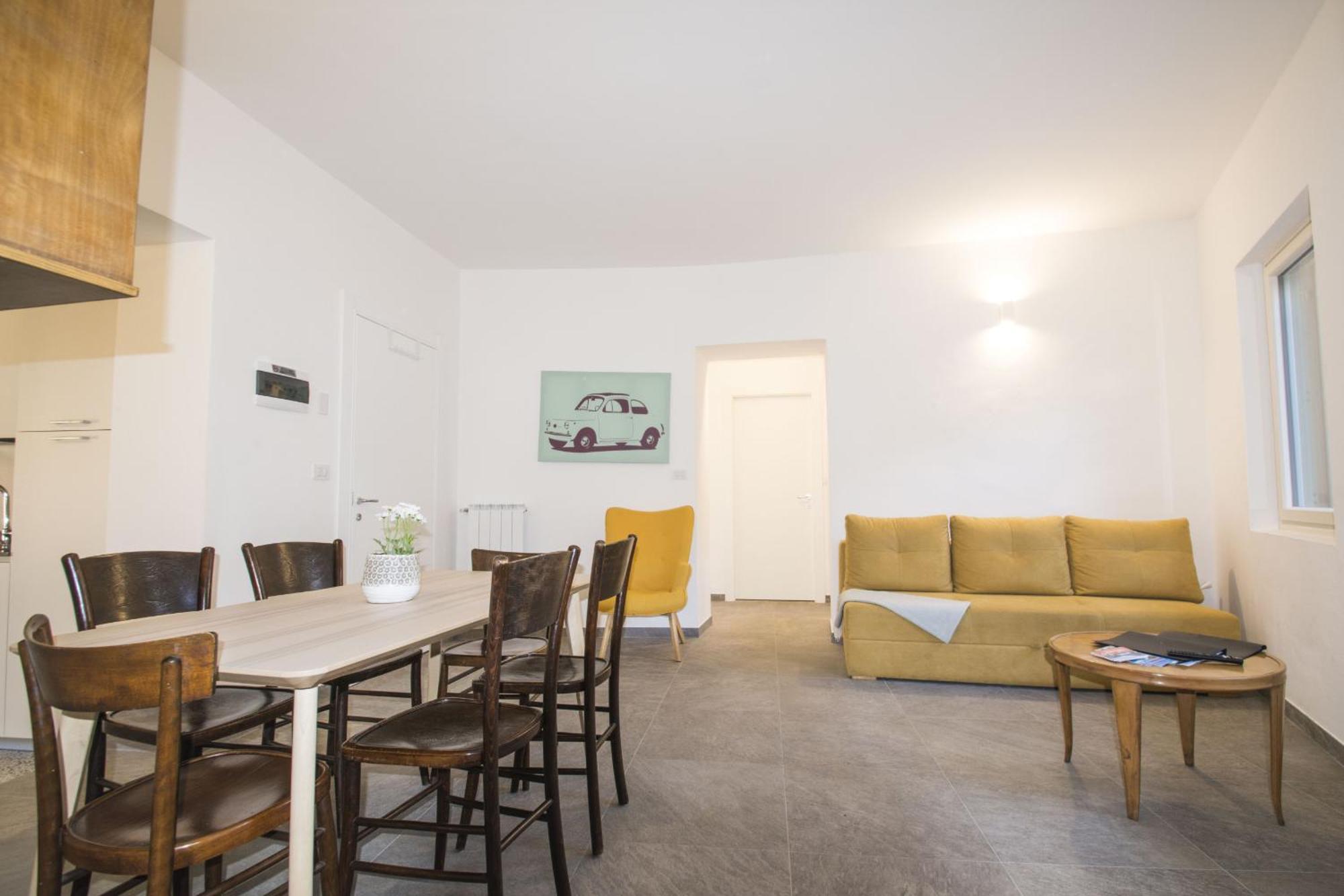 Appartamento Casa Lea Castelveccana Esterno foto